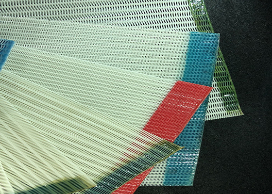 Industrial Polyester Spiral Conveyor Belt With Width 0.1-5m And Loop Width 5.2-12mm