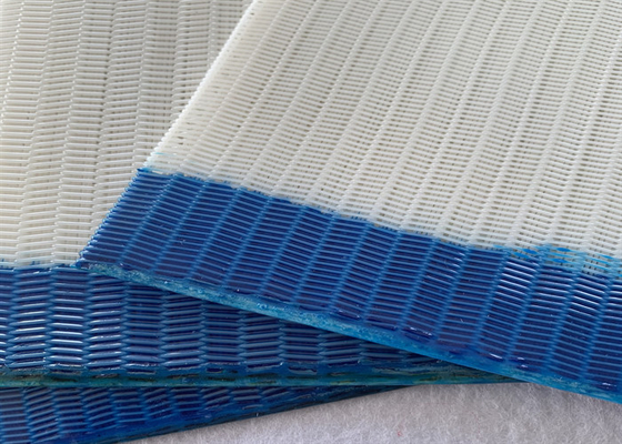 Băng tải lưới 100% Polyester 1,5-2,85 Kg/M2 dùng trong công nghiệp và thương mại