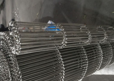 Băng tải dây lưới Enrober, Băng tải bậc thang Khu vực mở lớn