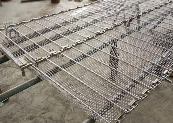 Băng tải lưới Aisi 201 chiều rộng 60cm để vận chuyển chai